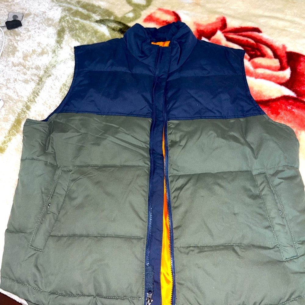 St John’s bay vest (Large)